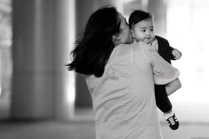 Outdoor black and white family photographer