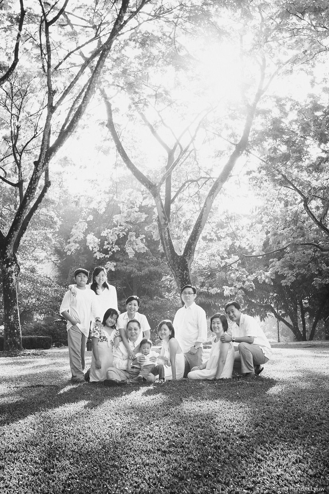 Outdoor black and white family portrait at Botanic Gardens Singapore