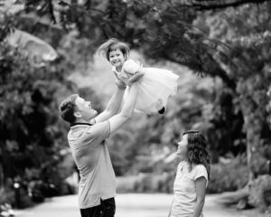Singapore outdoor family portrait in black and white