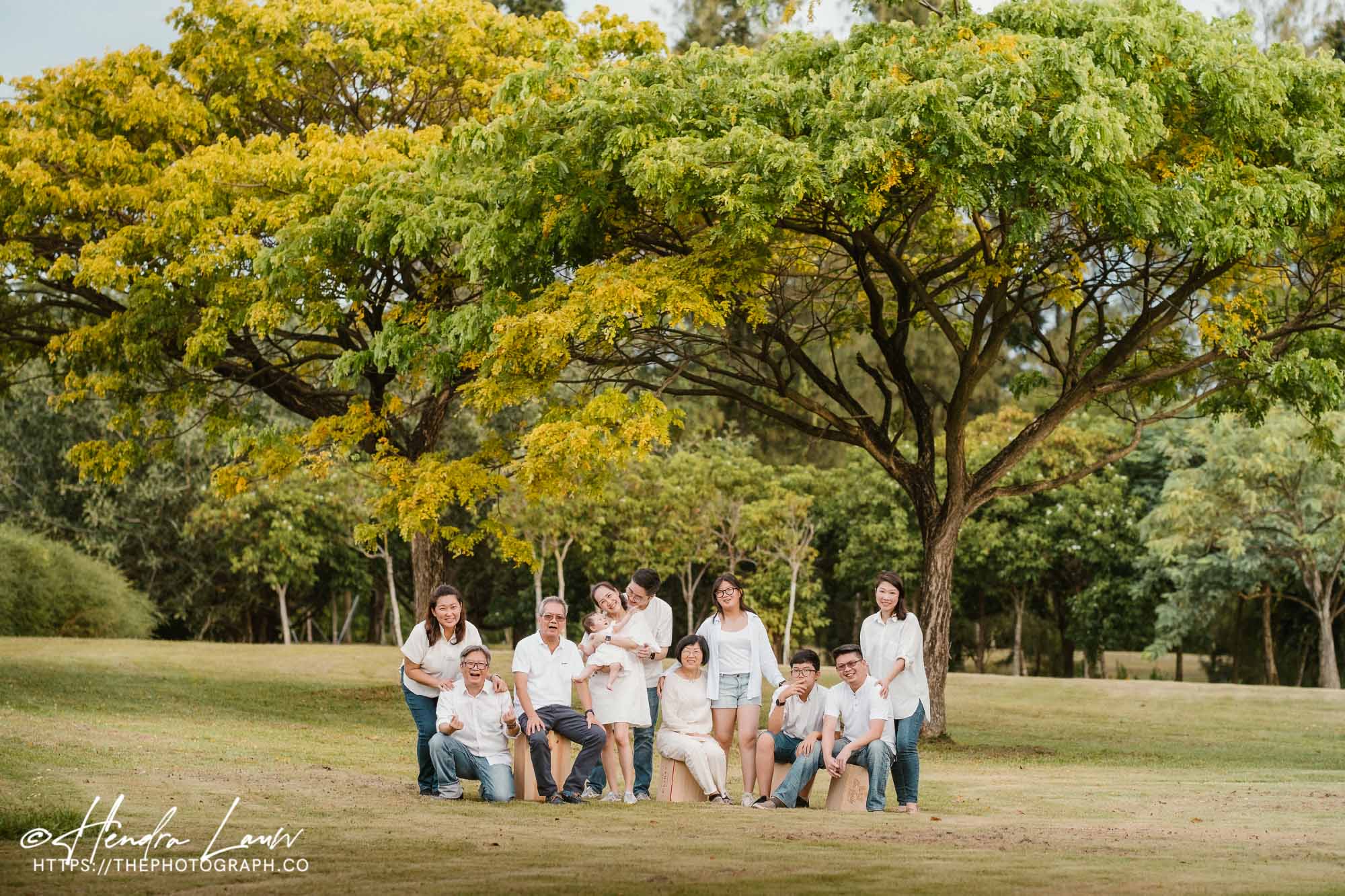 Outdoor multi generation family photoshoot