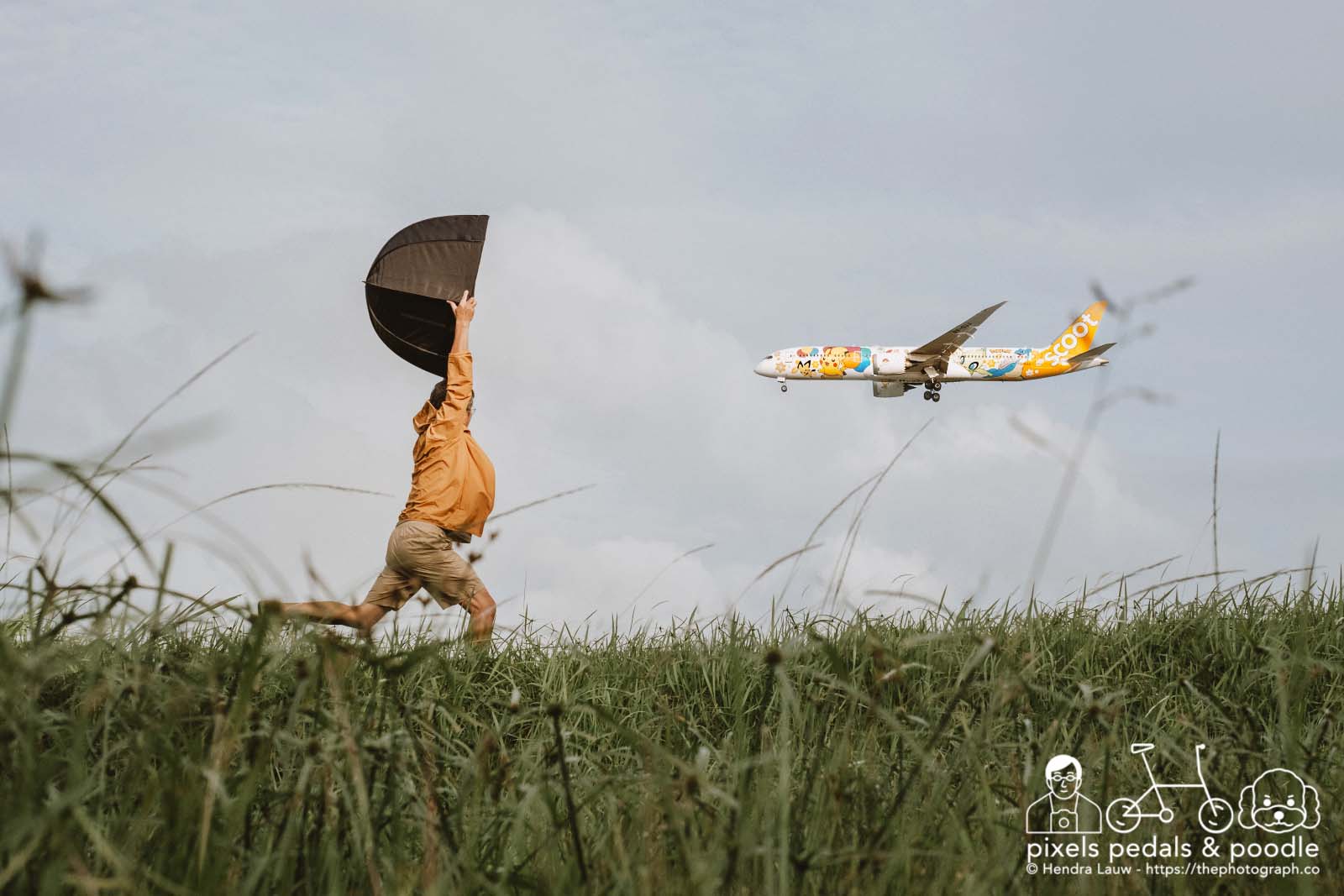 Plane Spotting Scoot Pokemon 9V-OJJ arriving from Melbourne