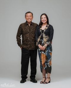 Photo studio father and daughter portrait Singapore